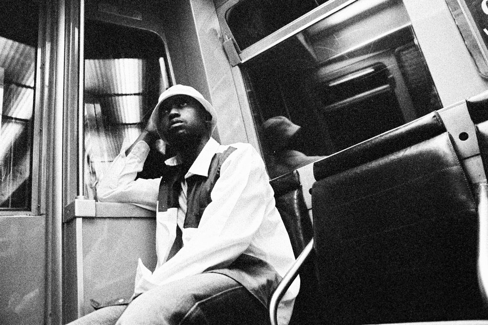 STRANGERSINTHERAILS-10