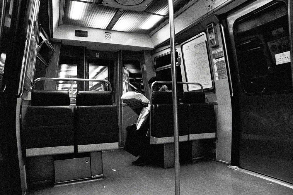 STRANGERSINTHERAILS-18